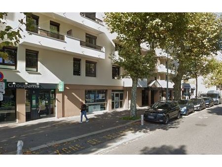 vente commerce 3 pièces 58 m² annecy (74000)