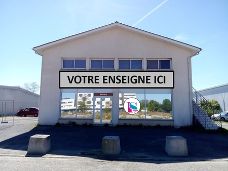 location de local commercial de 83 m² à pessac - 33600