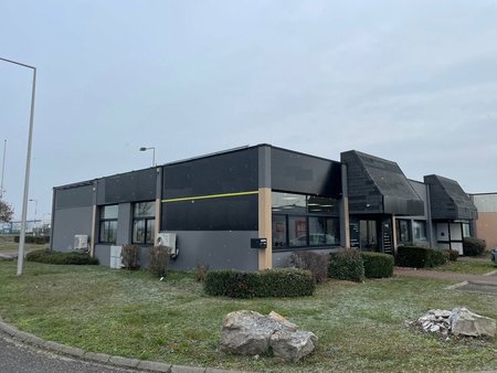 vente de local commercial de 131 m² à colmar - 68000