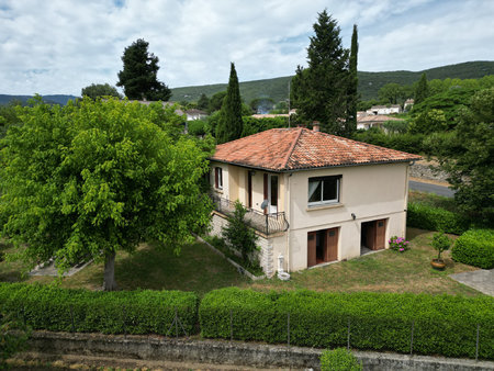 cazilhac  villa avec 3 chambres