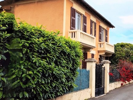 maison de luxe à vendre à cros de cagnes