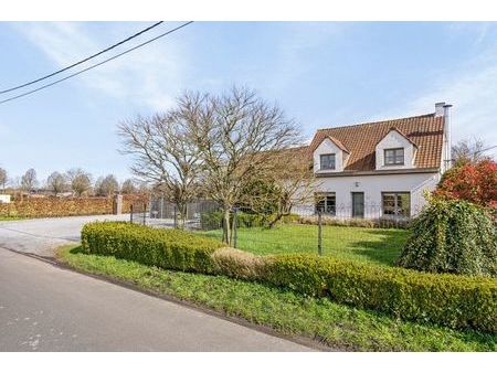 maison avec cabanon à vendre à beernem sur un terrain de 215