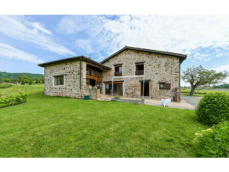 belle maison de caractère avec vue panoramique