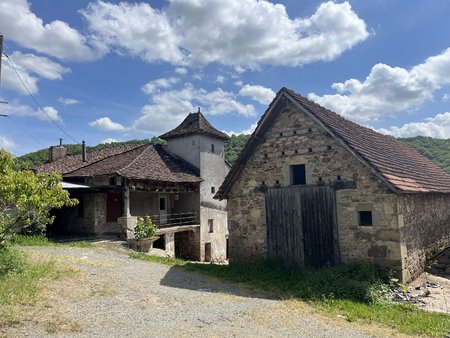 corps de ferme en pierre a renover