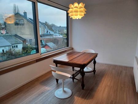 studio meuble remis à neuf 3 pièces 35m2