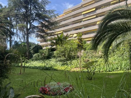 3p 74m² jardins de gorbella + garage + cave