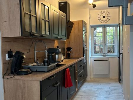 location petite maison individuelle plein centre ville