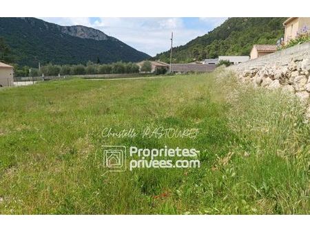 vente terrain 1534 m² pierrelongue (26170)