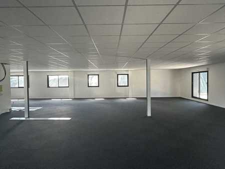 location de bureau de 321 m² à larmor-plage - 56260