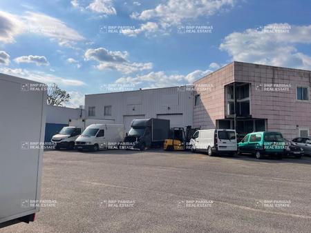 location d'entrepôt de 232 m² à vaulx-en-velin - 69120