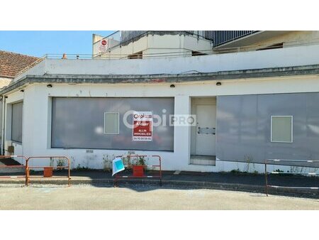 location de local commercial de 262 m² à montluçon - 03100