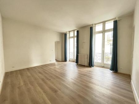 location appartement t1 à nantes centre ville (44000) : à louer t1 / 41m² nantes centre vi