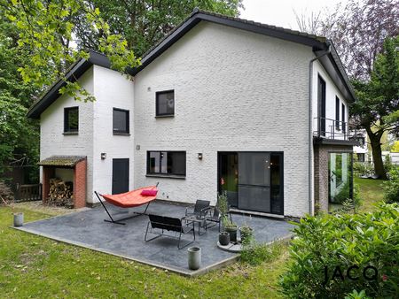 huis te koop in aartselaar met 4 slaapkamers