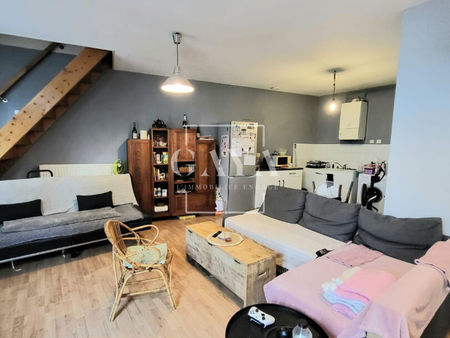 maison à usage mixte commerce et habitation - louée au total 1691 euros/mois