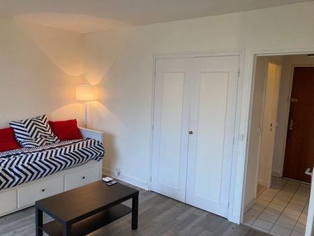 studio meublé 31m2 proche gare plaisir grignon