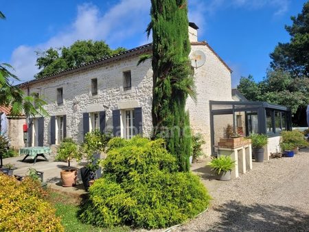 vente maison 6 pièces 182 m²