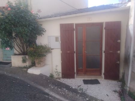 maison de village t1 avec garage