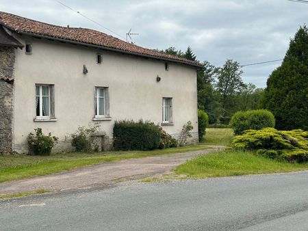 propriété à saint barthélémy de bussière composée d’une maison en pierre de 85 m2  une gra