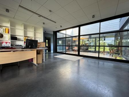 bureaux 535 m²