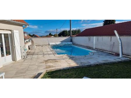 maison 130m²  piscine  pool house  garage