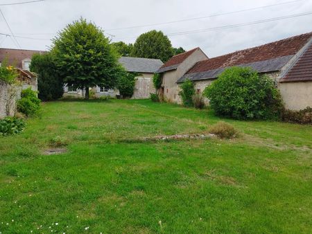 maison ancienne à rénover et sa grange coulanges