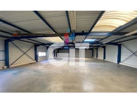 local industriel 645 m²