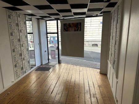 local commercial 65 m² angers