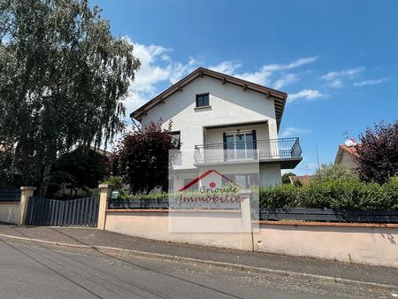 maison 7 pièces 141 m²