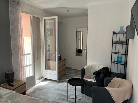 studio meublé – 21 m² – 4° étage - ascenseur