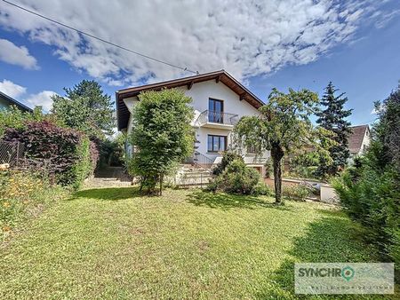 maison 7 pièces 180 m²