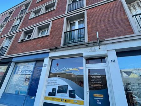 local commercial 33 m²