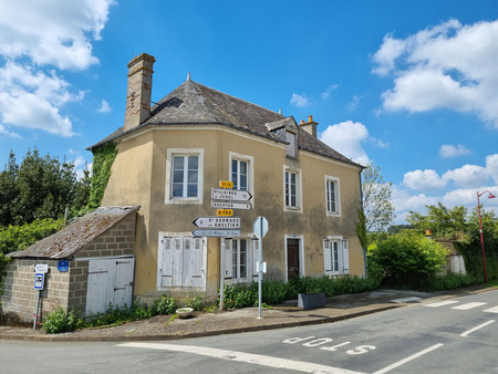 belle maison lumineuse avec 3 chambres et un immense jardin