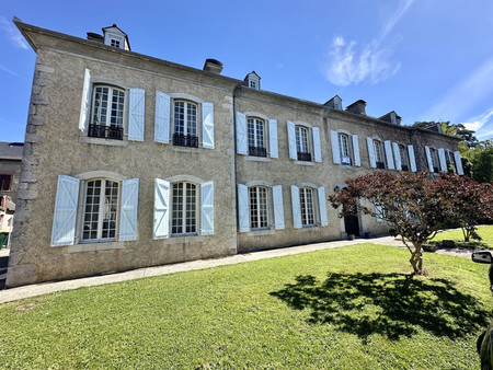 sous offre-une opportunité rare prête pour de nouveaux propriétaires  cette belle maison d