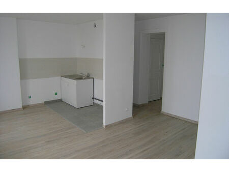 location appartement 2 pièces 42 m² saint-héand (42570)