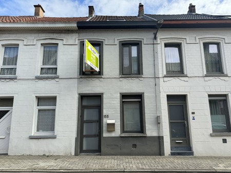 goed onderhouden woning met 3 slaapkamers en garage