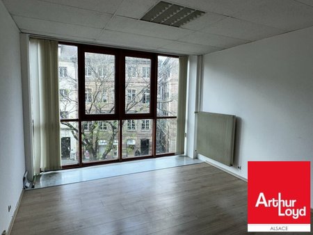 location de bureau de 164 m² à strasbourg - 67000