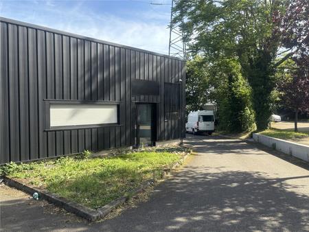 location de local commercial de 200 m² à saint-étienne - 42000