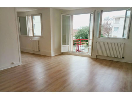 vente appartement 4 pièces 83 m² verrières-le-buisson (91370)