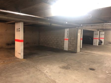 loue place de parking - paris 18