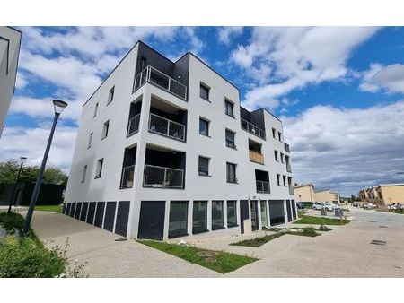 appartement verson 67.9 m² t-3 à vendre  238 500 €