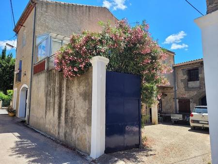 ancien domaine viticole avec habitation de 135 m² habitables  garage  remise  terrasse ...