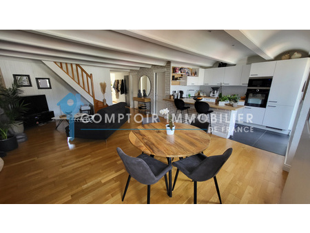 ardèche (07) - a vendre le cheylard - superbe appartement dupex 93m2  refait à neuf avec v