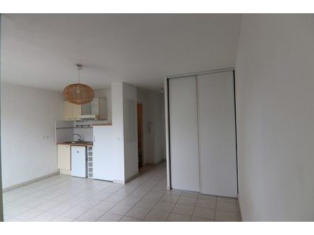 location appartement 1 pièce 24.29 m²