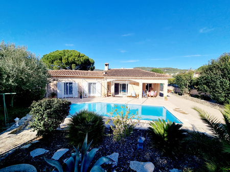 exclusivité draguignan proche centre belle villa f4/5 pp 132m 900m terrain piscine 488000€