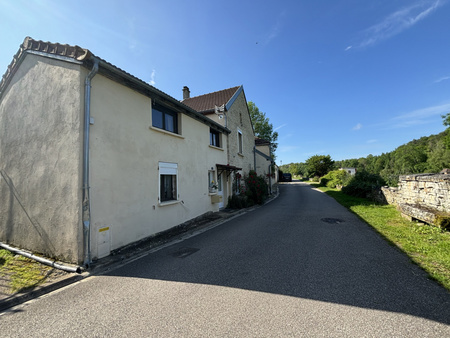 chamesson (21400 côte d'or) maison 6 pièces avec terrain dans village avec commerces à 20 