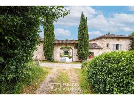 maison de luxe à vendre à cordes-sur-ciel