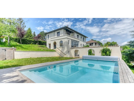 maison avec piscine et terrasse saint-didier-au-mont-d'or (69)