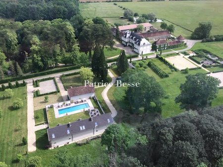 vente château 20 pièces 1325 m²