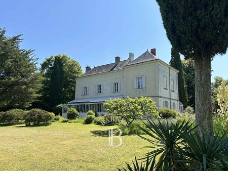 maison à vendre 7 pièces 209 m2 neuillé vallée de la loire - 945 000 &#8364;