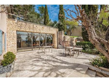 joucas - maison de village avec vue sur le luberon